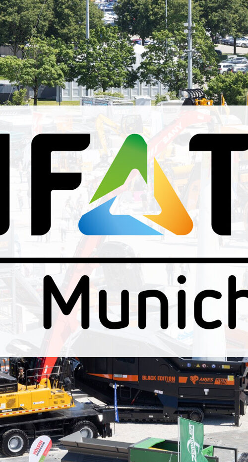 Szene von der IFAT im Außenbereich mit Maschinen, Kränen und Vielem mehr