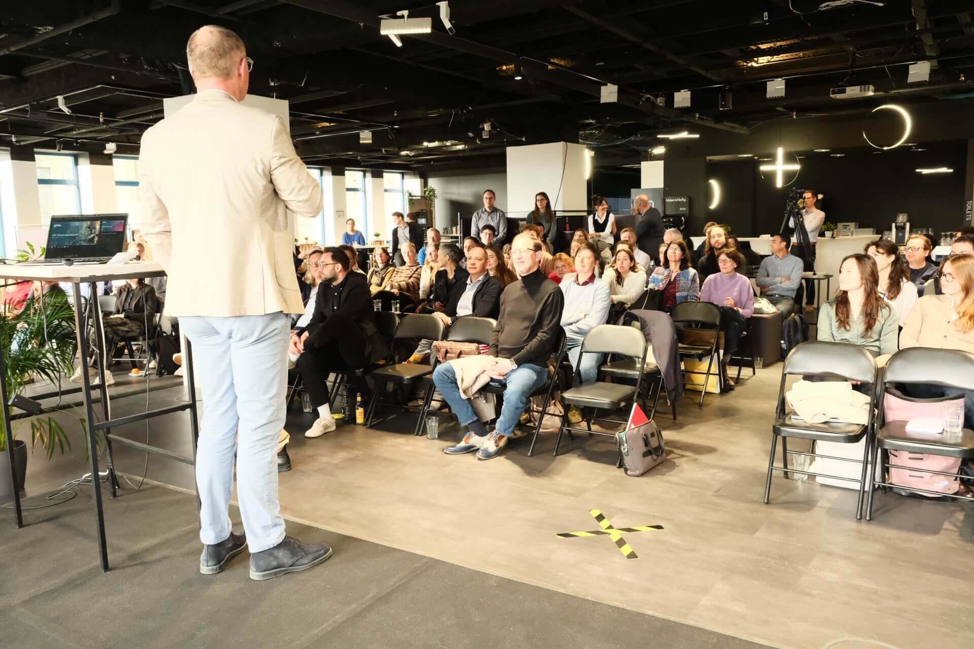 Christophe Hug informiert über die neusten Entwicklungen der Tilia Group